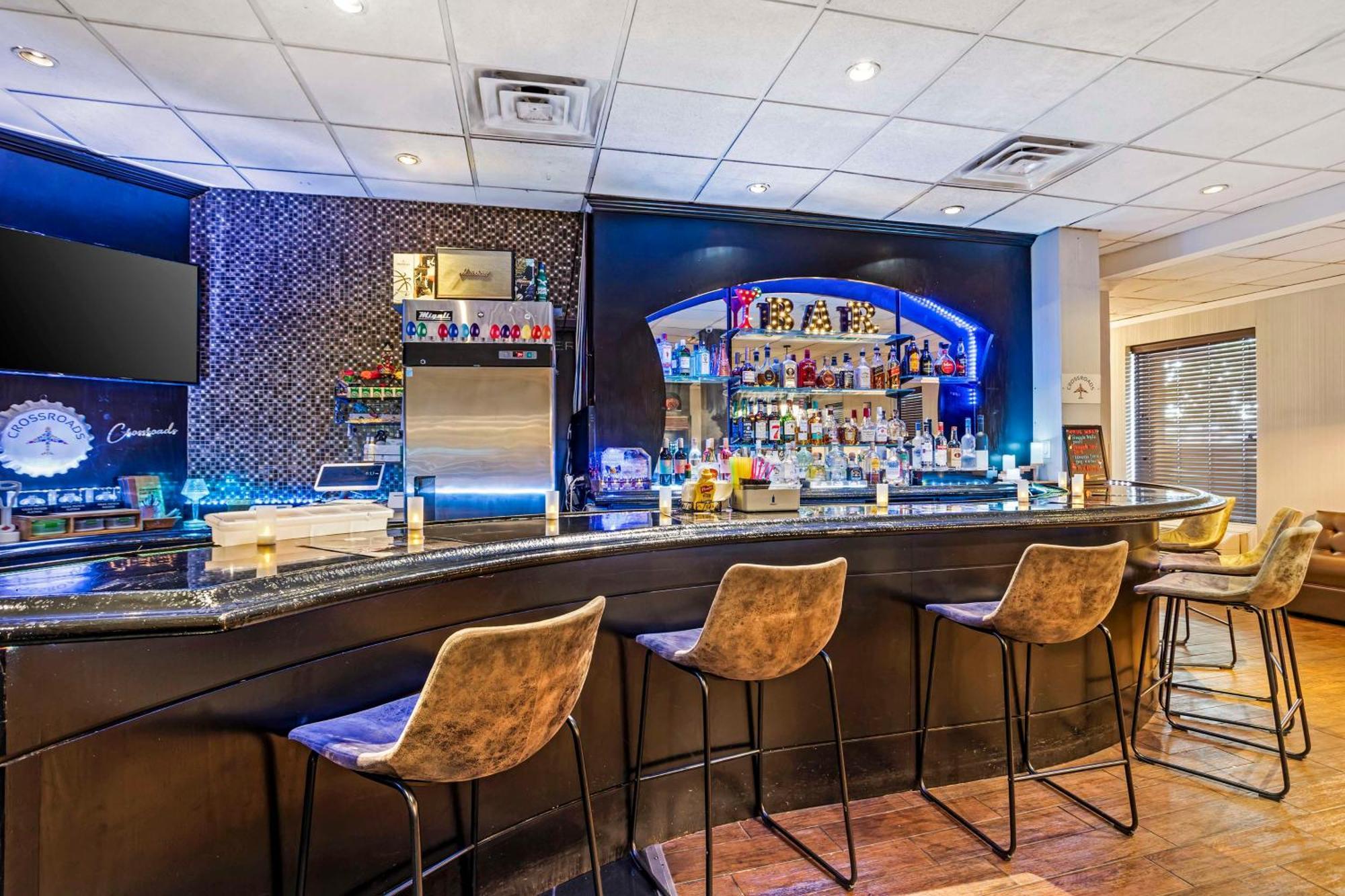 Best Western Plus Newark Airport West Exteriér fotografie
